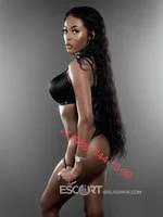 Bella – горячая и соблазнительная красотка, доступна 24/7